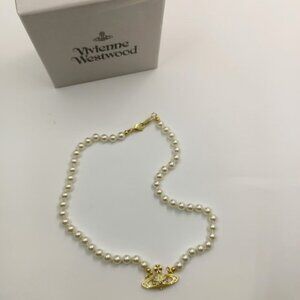Vivienne Westwood Pearl Necklace Mini Bas Relief Choker in Gold
